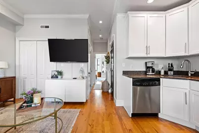 109 N St #3, Boston, MA 02127 - Photo 9