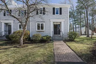 225 Lincoln St, Duxbury, MA 02332 - Photo 1