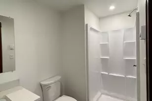 41 Summer St, Leominster, MA 01453 - Photo 17