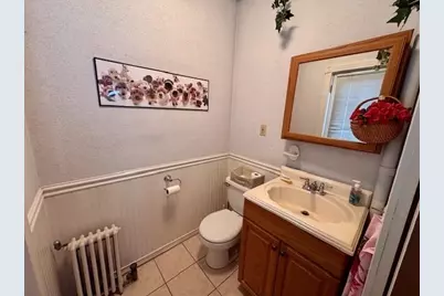 13 Coolidge St, Everett, MA 02149 - Photo 7