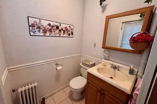 13 Coolidge St, Everett, MA 02149 - Photo 7