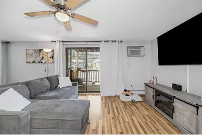 175 Willard St #9, Lowell, MA 01850 - Photo 5