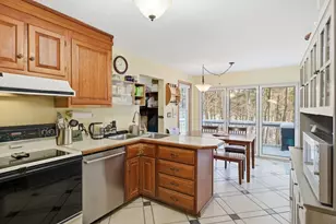 42 Clark St, Northampton, MA 01062 - Photo 11