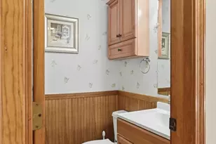 42 Clark St, Northampton, MA 01062 - Photo 7