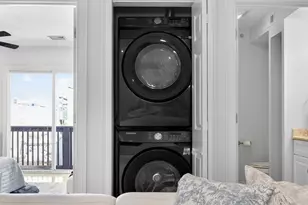 204 Marion St, Boston, MA 02128 - Photo 19