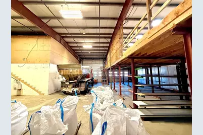 46 Milton St #2, Worcester, MA 01605 - Photo 19