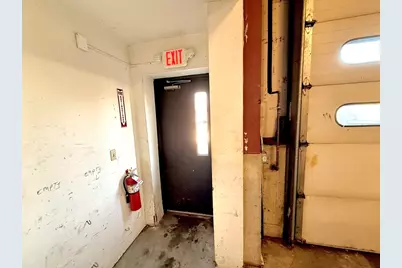 46 Milton St #2, Worcester, MA 01605 - Photo 23