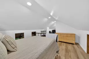 742 New Boston Rd, Fall River, MA 02720 - Photo 15