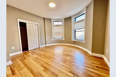 1914 Beacon St #3, Boston, MA 02135 - Photo 3