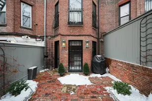 381 Beacon St, Boston, MA 02116 - Photo 21