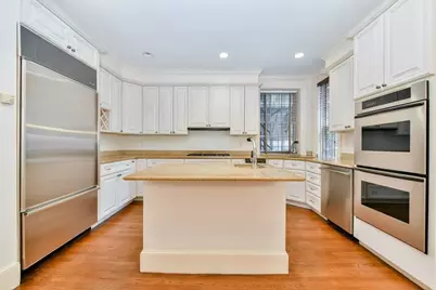 17 Willow Street #1, Boston, MA 02108 - Photo 7
