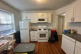 109 Summer St, Malden, MA 02148 - Photo 3