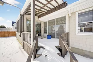 32 Watson St, New Bedford, MA 02740 - Photo 9