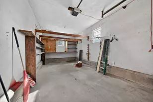 32 Watson St, New Bedford, MA 02740 - Photo 35