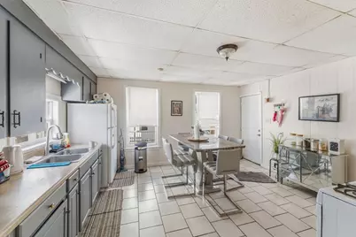 271 Elm St, Woonsocket, RI 02895 - Photo 9