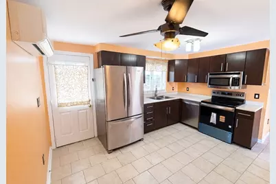 429-A Grafton St #2, Worcester, MA 01604 - Photo 9