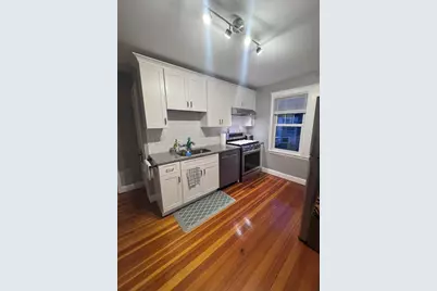 35 Mendelssohn St #2, Boston, MA 02131 - Photo 7