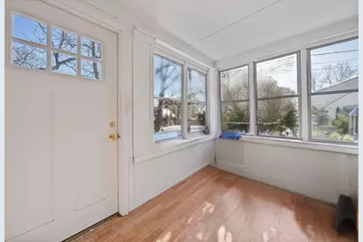 19 Utica St, Quincy, MA 02169 - Photo 3