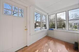 19 Utica St, Quincy, MA 02169 - Photo 3