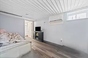 19 Utica St, Quincy, MA 02169 - Photo 13