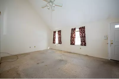 301 Forest Park Dr #301, Auburn, MA 01501 - Photo 7