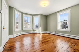 9 Darling St, Marblehead, MA 01945 - Photo 11