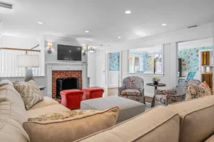 4 Farmer Rd, Milton, MA 02186 - Photo 3