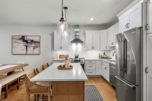 134 Court St, Plymouth, MA 02360 - Photo 1