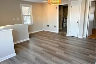 74 Crockett Rd, Upton, MA 01568 - Photo 5