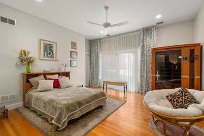 771 Heath St #A, Brookline, MA 02467 - Photo 15