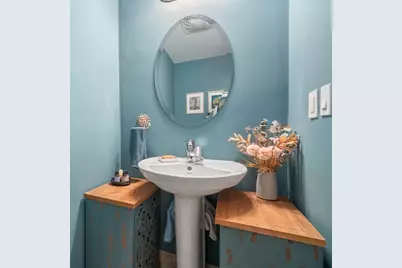 771 Heath St #A, Brookline, MA 02467 - Photo 13