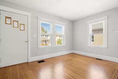 82 Cliff St, Quincy, MA 02169 - Photo 7