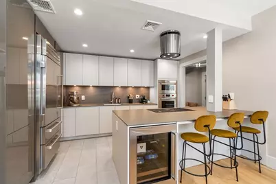 135 Beaconsfield #2, Brookline, MA 02445 - Photo 5