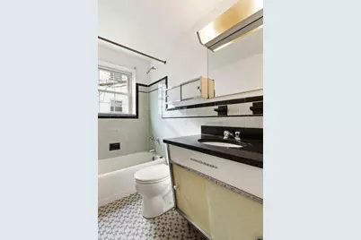 4 Menotomy Rd #5, Arlington, MA 02476 - Photo 11