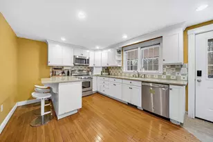 93 Springs Rd, Bedford, MA 01730 - Photo 9