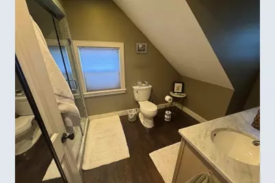 581 East 8th Street, Boston, MA 02127 - Photo 11