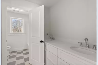 376 Elmwood Avenue, Holden, MA 01520 - Photo 17