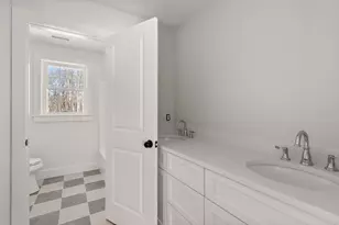 376 Elmwood Ave, Holden, MA 01520 - Photo 17