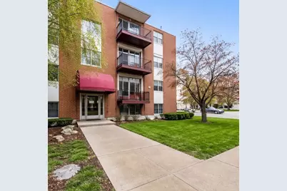 800 Hyde Park Ave #3, Boston, MA 02136 - Photo 1