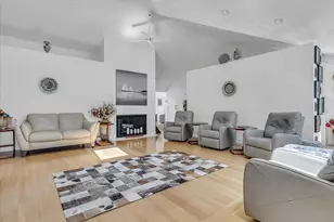 282 Atlantic Ave, Swampscott, MA 01907 - Photo 3