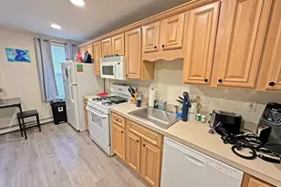 428-432 E 3rd St, Boston, MA 02127 - Photo 9