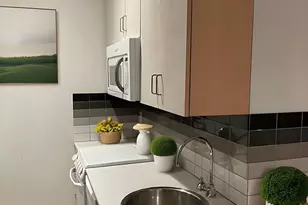 144 Bowdoin St, Boston, MA 02108 - Photo 3