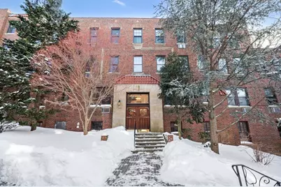 315 Tappan St #4, Brookline, MA 02446 - Photo 25