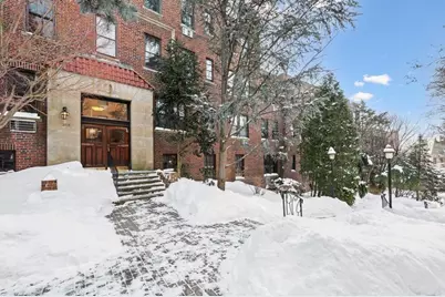 315 Tappan St #4, Brookline, MA 02446 - Photo 1