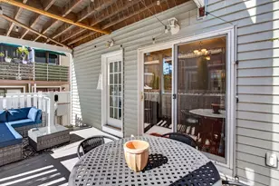 703 E 5th St, Boston, MA 02127 - Photo 13