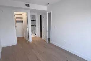 65 L St, Boston, MA 02127 - Photo 3