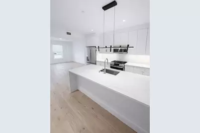 65 L Street #8, Boston, MA 02127 - Photo 1