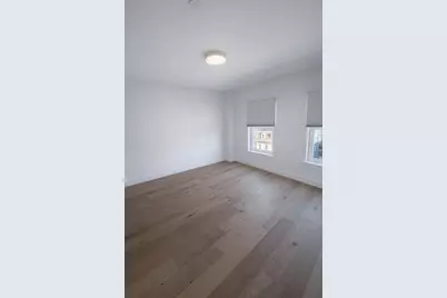 65 L Street #8, Boston, MA 02127 - Photo 7