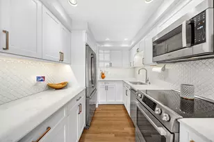 19 Jericho Rd, Weston, MA 02493 - Photo 5