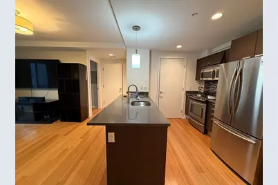 2 Earhart #202, Cambridge, MA 02141 - Photo 5